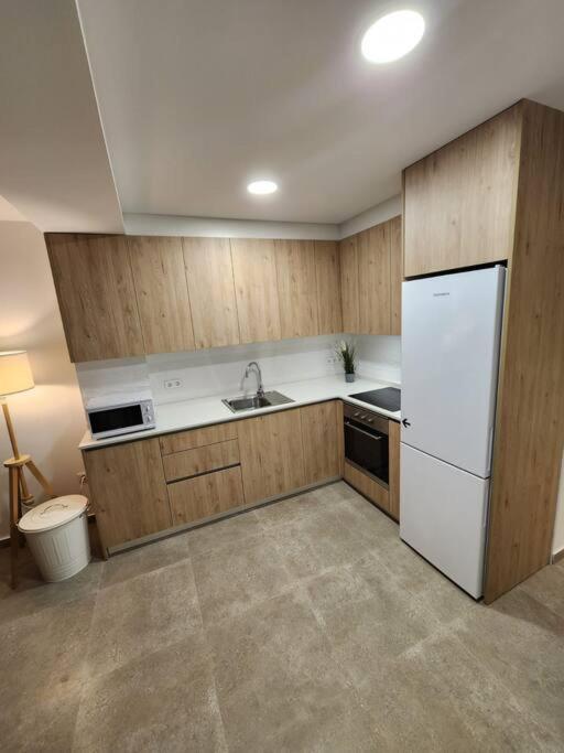 Апартаменты Piso De Diseno Эльче Экстерьер фото