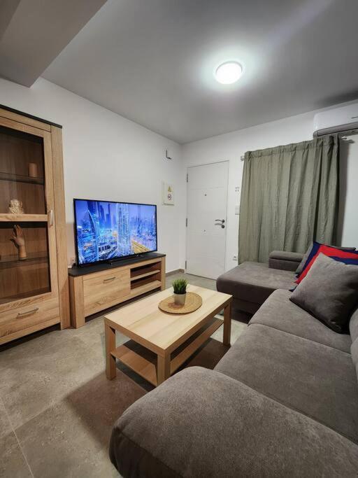 Апартаменты Piso De Diseno Эльче Экстерьер фото