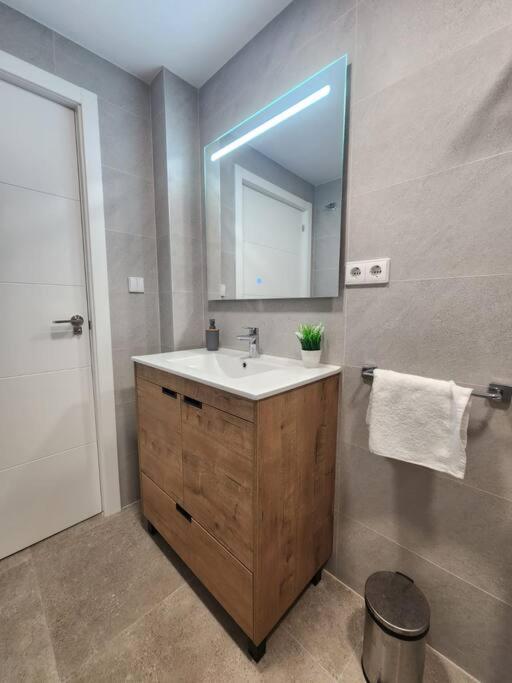 Апартаменты Piso De Diseno Эльче Экстерьер фото